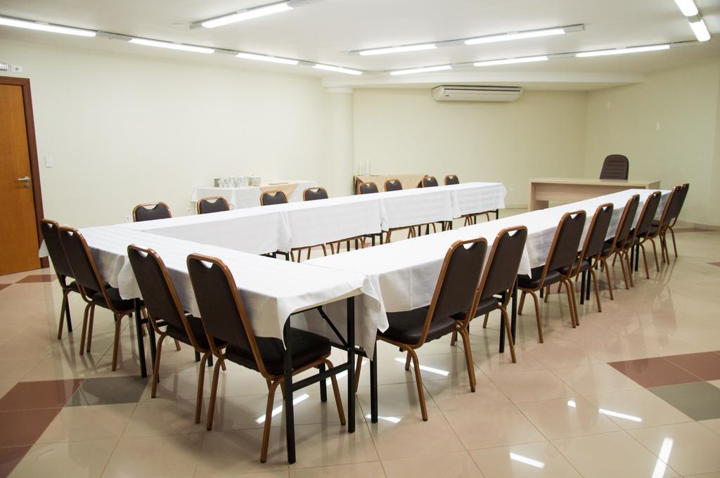 克帕斯行政酒店 卡斯卡韦尔 外观 照片